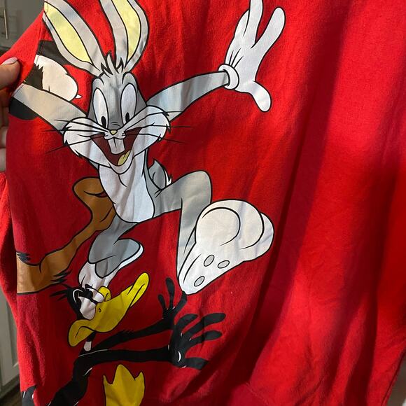 Looney Toons Character Sweatshirt Bright Red Tweety Bugs Bunny Sz L 11-13 Jr - Picture 8 of 9